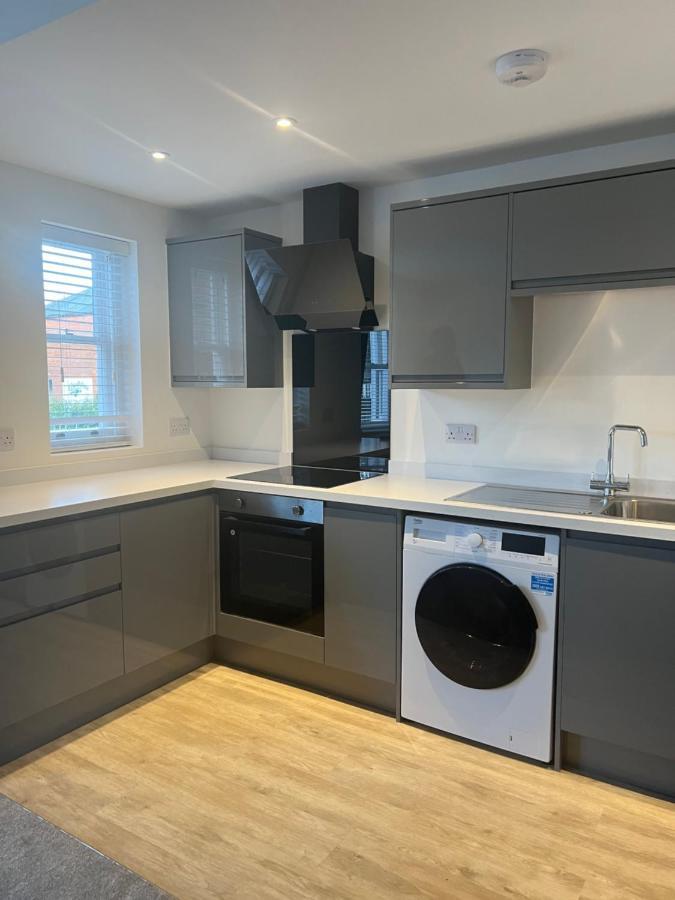 No 10 @Short Stays Basingstoke Bagian luar foto