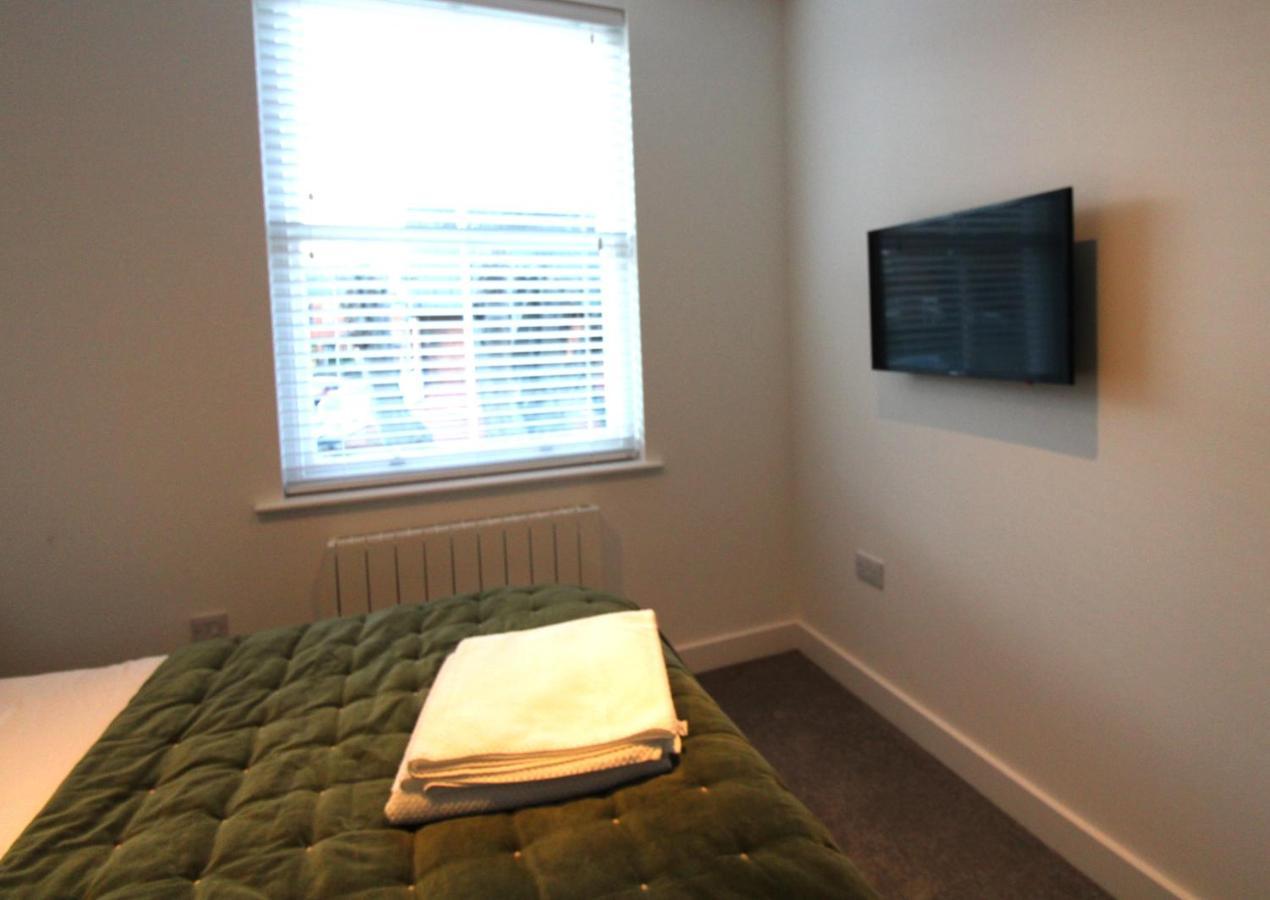 No 10 @Short Stays Basingstoke Bagian luar foto