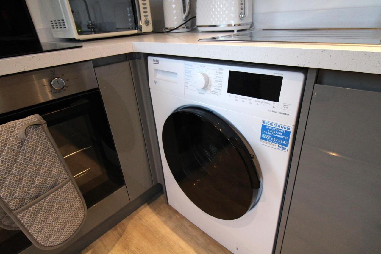 No 10 @Short Stays Basingstoke Bagian luar foto
