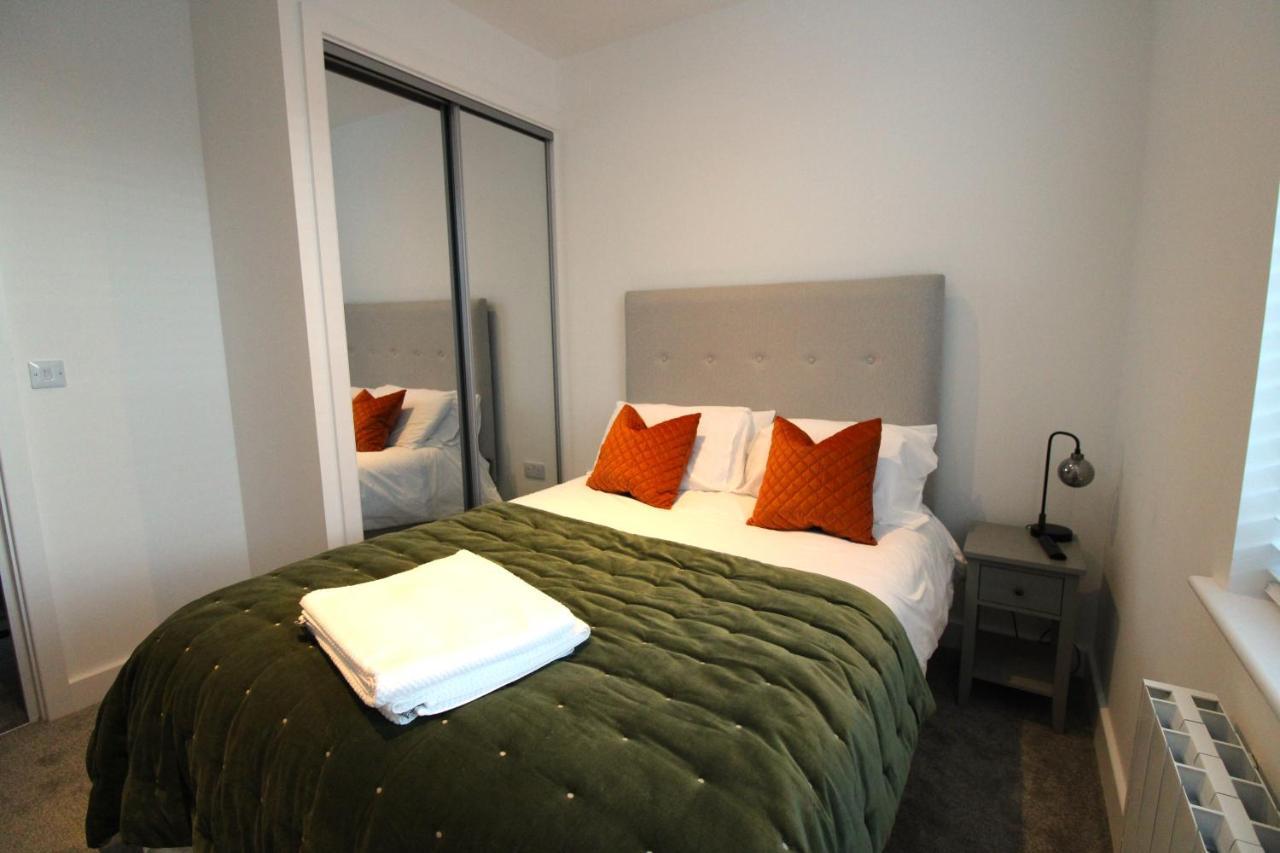 No 10 @Short Stays Basingstoke Bagian luar foto