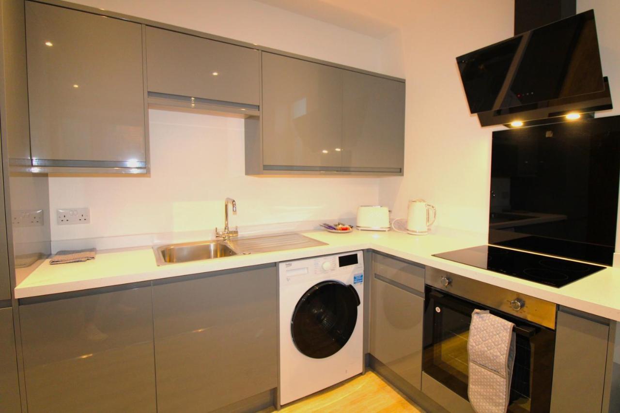 No 10 @Short Stays Basingstoke Bagian luar foto