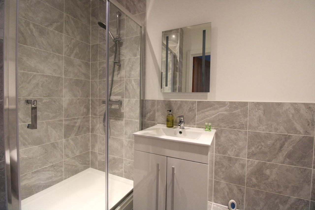 No 10 @Short Stays Basingstoke Bagian luar foto