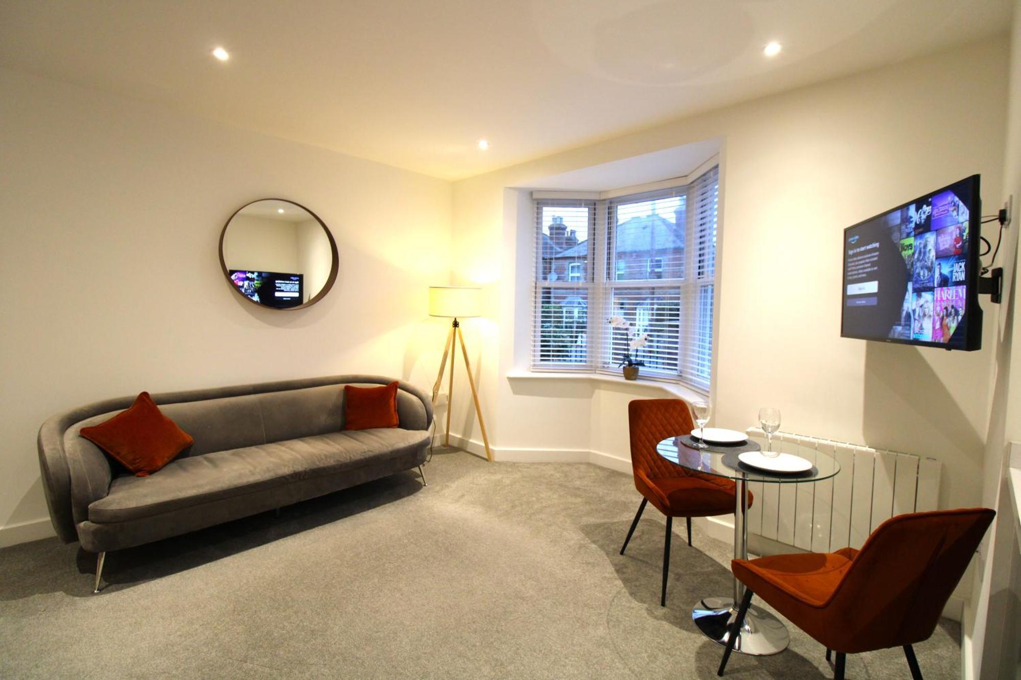 No 10 @Short Stays Basingstoke Bagian luar foto