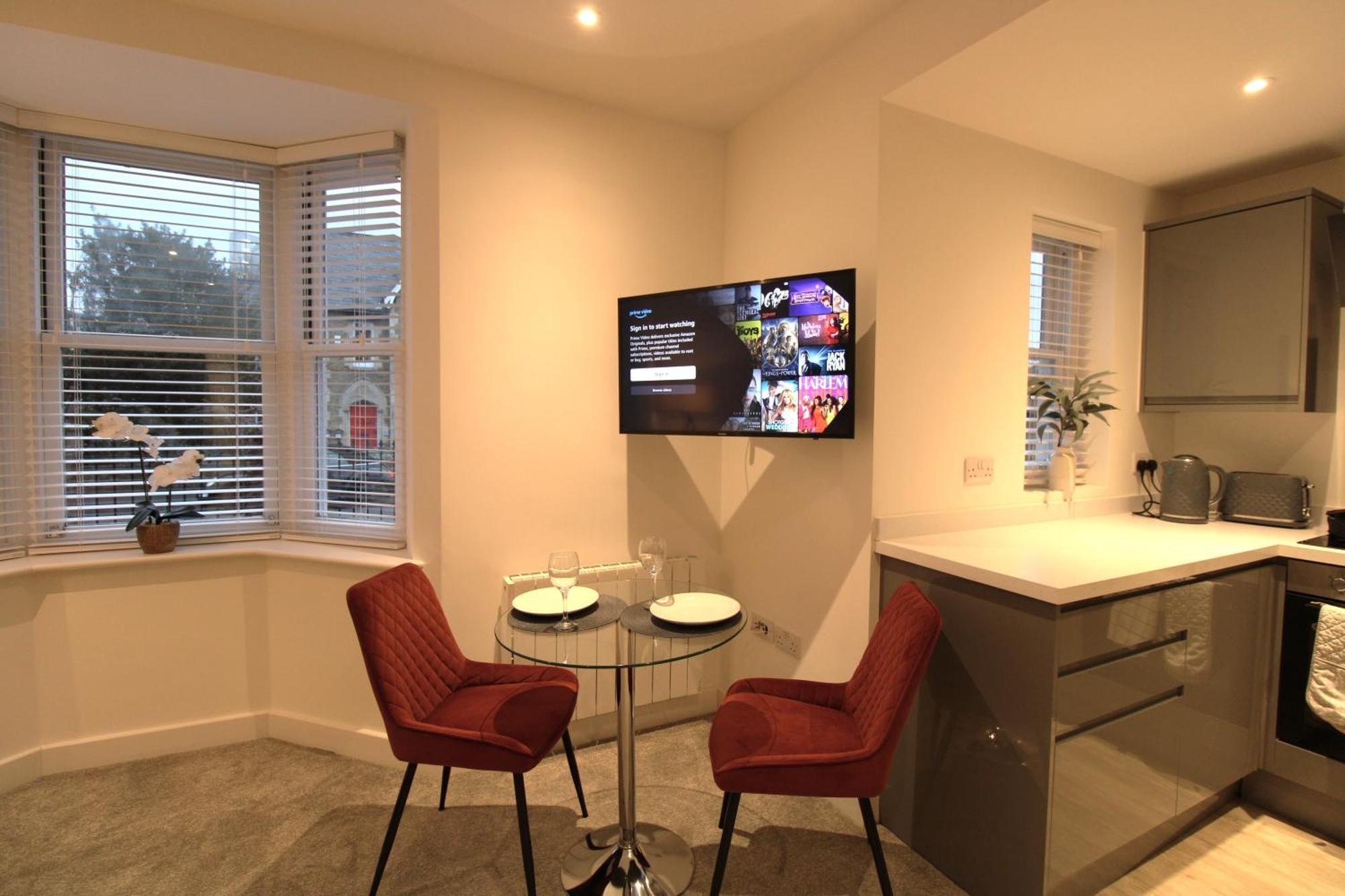 No 10 @Short Stays Basingstoke Bagian luar foto